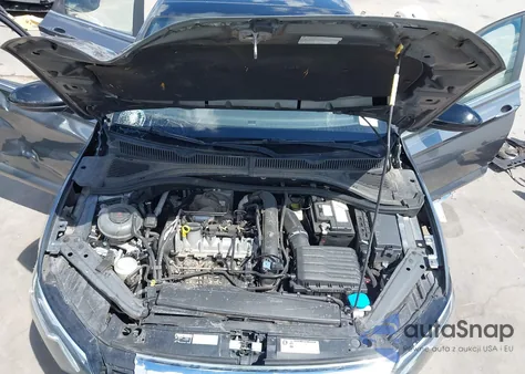 2019 Volkswagen Jetta 1.4T R-Line/1.4T S/1.4T Se z USA, uszkodzony, nr VIN 3VWC57BU2KM249453